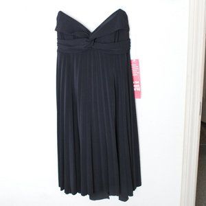 B.DARLING Women's Black Dress Size- 9/10 Item Info